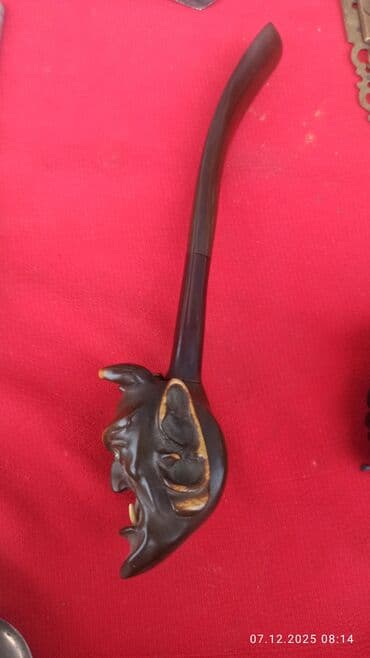 qoz bişirən tava: Qəlyan 1956 il ebanit - Material: tökmə metal (dözümlü, ağırgövdəli) — 3