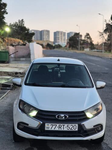 vaz 2103: Barter de var Lada Granta modelinin bu ağ rəngli sedanı dörd qapıya və — 16