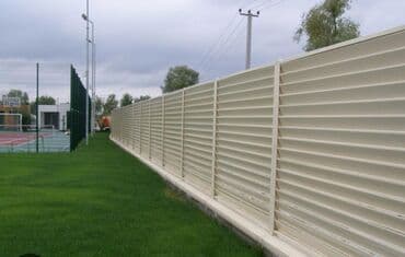 забор сетка: Gün qrıcı., üfüqi zolaqlı metal hasar. Bu cür hasarlar həyətlər və — 4