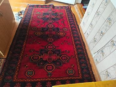 Qırmızı əsaslı, əl toxuması üslubunda xalça - Ölçü: təxminən 2,0 x