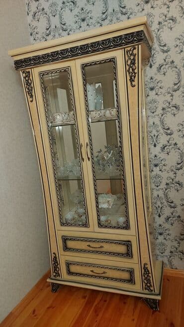 col divar rengleri: Qonaq otağı üçün, Açılmayan, 6 stul — 5