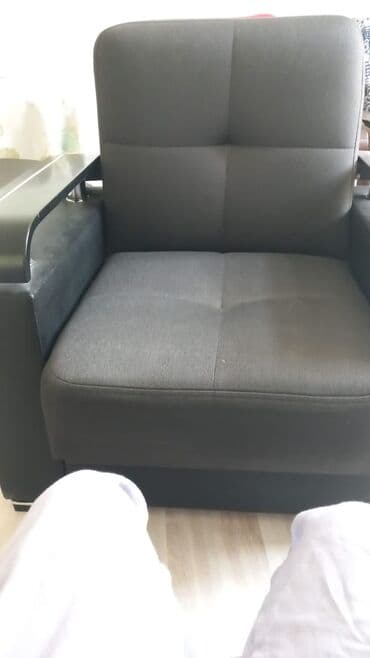 tek kreslo: Kreslo, Parça — 4