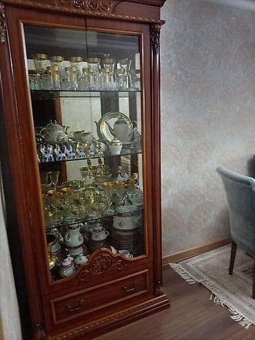 dukan vitrinleri: Şüşəli dolab vitrini — 5
