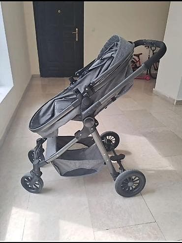 uşaq araba: Çıxarıla bilən beşikli araba, Yaş: <1 ay — 3