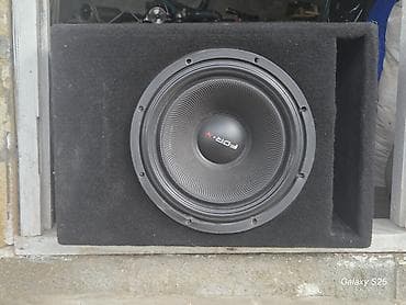 Колонки и сабвуферы: Avtomobil üçün tam audio sistemi Komponentlər: - Pioneer MixtRax — 2
