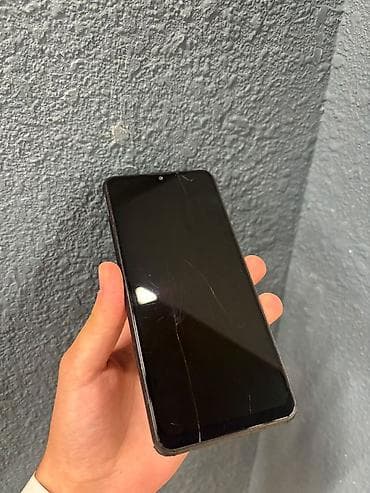 redmi note 8 satilir: Samsung Galaxy A33, 128 GB, rəng - Qara, Qırıq — 5