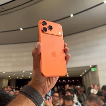apple 17 pro qiymeti: IPhone 17 Pro, 256 GB, Face ID, Simsiz şarj, Sənədlərlə — 1
