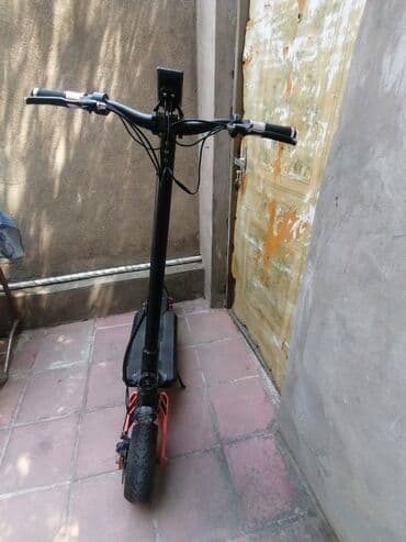 купить электросамокат: İşlənmiş Elektrik samokat 10", > 1000 Vt, 36 - 45 km/s, Ünvandan götürmə — 2