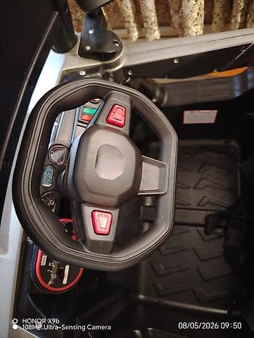 Uşaq üçün elektrikli minik maşını – SUV tipli, iki yerlik görünüşlü — 4