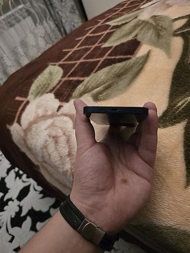 kamera gence: IPhone 13, 128 GB, Midnight, Face ID — 3