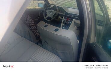 turbo az c class: Mercedes-Benz W124 sedan - Gövdə: 4 qapı, metalik boz rəng - Ön — 4