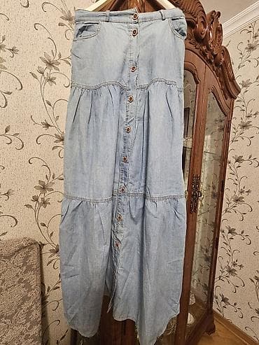 cool paltarlar: Cins Xs ölçu ve S boz yeni etek 8 man. qara ve boz mektebli 4 man — 1