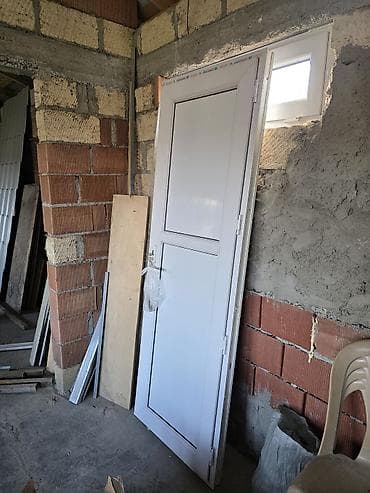 stabilizator satilir 2019: Plastik qapı hündürlük 220 eni 75 ustanovka olunub cıxarılıb yeni — 2