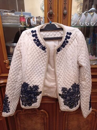 sarı rəngli kişi gödəkçəsi: Gödəkcə — 1