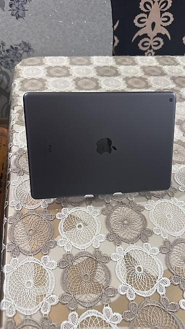 ipad 10 qiyməti: Apple iPad (Space Gray) - 10.2" Retina ekran, ön üst hissədə FaceTime — 2