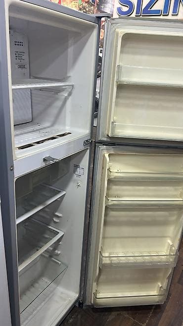 2 qapılı Hitachi Soyuducu Satılır, rəng - Gümüşü — 2