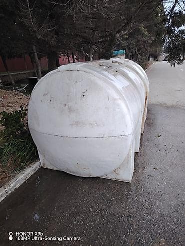 Seyflər: Bak, Plastik, 5000 l l — 5