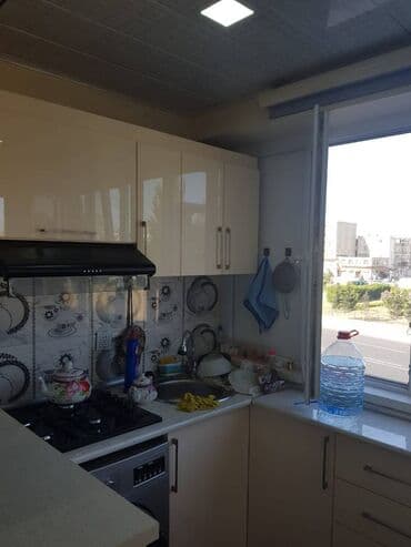 bakixanovda kiraye evler 2024: Nərimanov rayonu,Gənclik metro yaxını,Papa Johnsun yanı,5 mərtəbənin — 6