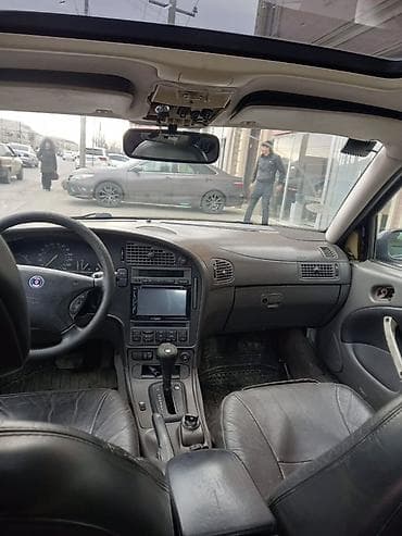 Su nəqliyyatı: Saab 9-5: 3 l | 2000 il 50000 km Sedan — 10