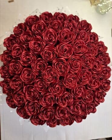 günəş enerjisi ilə işləyən işıqlandırma sistemləri: Məhsul: Süni qızılgül buketləri Təsvir:gülün qiymeti cox ve az — 1