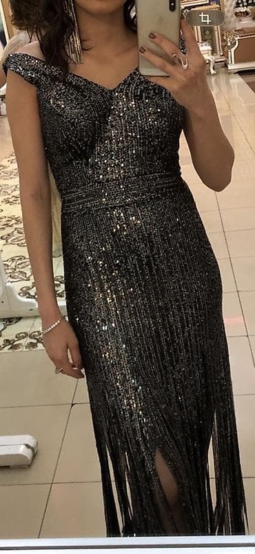 1defe geyinilib 300 alinib Qara parıltılı axşam/ziyafət geyimi -