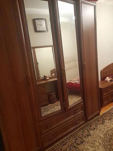 Qonaq otağı və yataq otağı mebel dəsti,divan,kreslolar Tərkib: - — 2