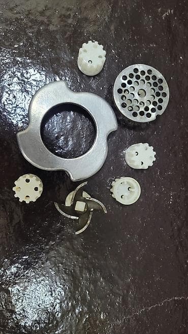 Nənnilər: 5 man — 2