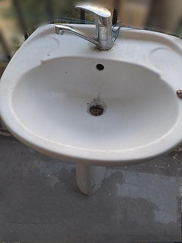 tula: Ayaqli tulpan satilir. ayaginda çat var. ustunde kran verilir. islek — 2
