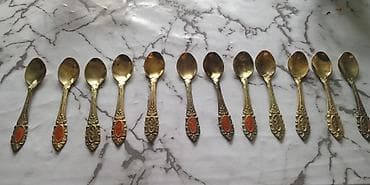 el sekilleri profil ucun: 12 ədəd dekorativ çay qaşığı dəsti. - Material: metal (sarı rəngli) — 1