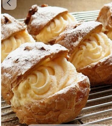 Bitki yağı: Məhsul: Profiterol və ekler tipli kremlə doldurulmuş şu xəmiri — 1