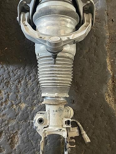 kia rio diffuser: Tuareq amartizatorlari 2 eded. Yaxsi veziyyetde . Buraxan yeri — 2
