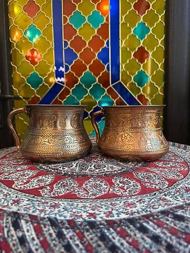 qedim kasa: Misdən hazırlanmış əl işi samovar/qəndil tipli su qabı dəsti isteyen — 7