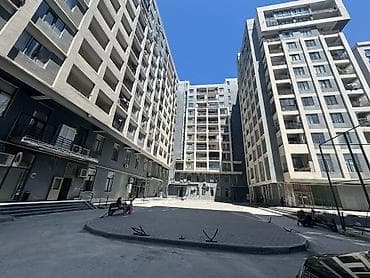 bir otaql: 3 otaqlı, Yeni tikili, 180 kv. m — 1