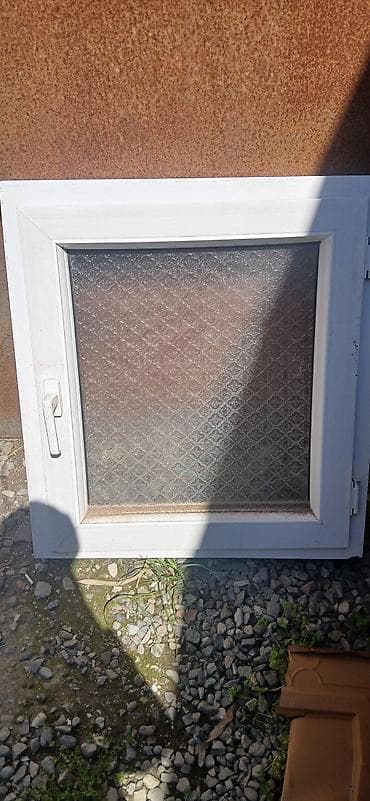 benza pila: PVC pəncərə çərçivəsi və şəbəkə (ağ rəngdə) - Material: PVC çərçivə — 2