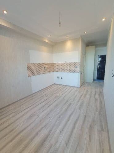 mingecevirde 3 otaqli evler: Qaraçuxur qəs., 3 otaqlı, Yeni tikili, 60 kv. m — 5