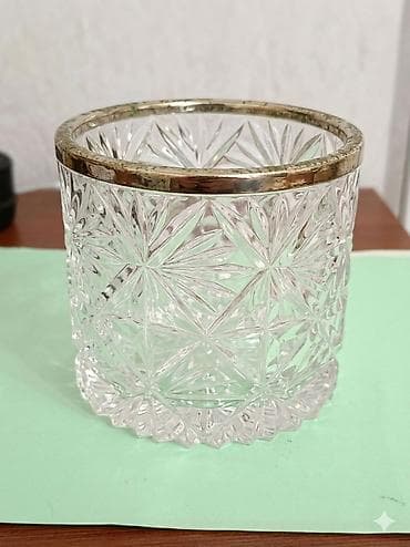 Süfrə ləvazimatları: Salam. Köhnənin (СССР) keyfiyyətli ağır xrustalıdır, çox möhkəm — 1