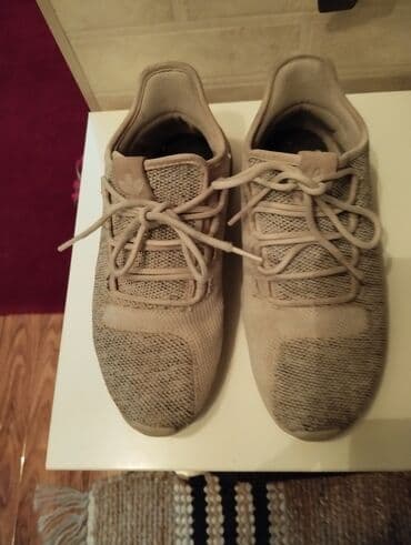 fitnes üçün qadın krosovkaları: Ölçü: 38.5, rəng - Bej, İşlənmiş — 1