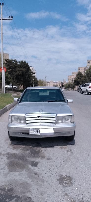 3 2 cdi: Mercedes-Benz 190: 2 l | 1992 il Sedan — 1