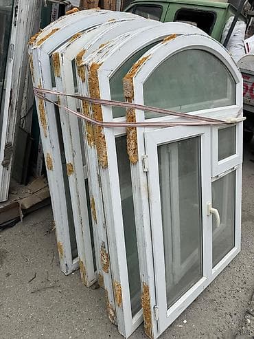 pencere toru: Eni 109 hündürlük 157= 4 . Eni 139 hündürlük 157 =4 ədəd. Materialın — 2