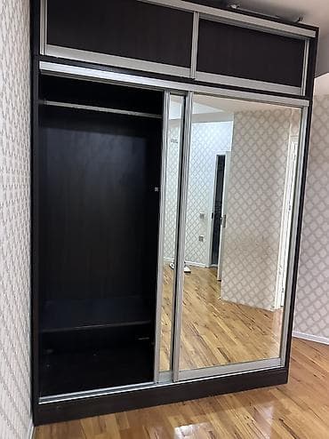İşlənmiş, 2 qapılı, Təkərli, Qəhvəyi, Digər material, Kupe, Düz dolab — 4