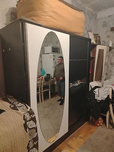 İşlənmiş, 2 qapılı, Güzgülü, Qara, Kupe, Düz dolab