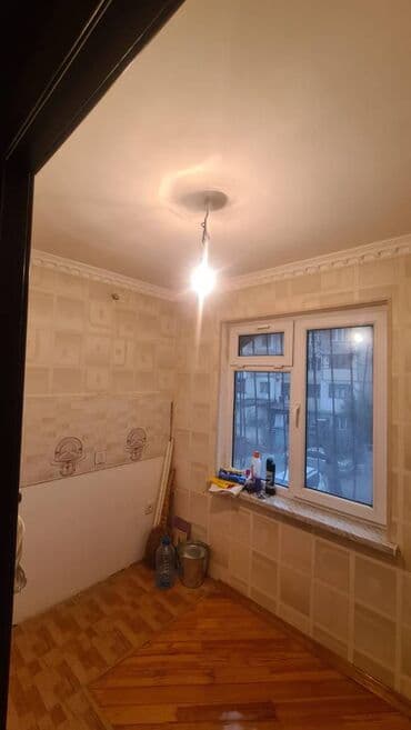 ucuz evler xirdalanda: Bakı, 2 otaqlı, Köhnə tikili, m. Xalqlar Dostluğu, 50 kv. m — 6