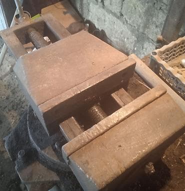 Dekorativ divar panelləri: Ağır tip dəzgah üçün sıxac (mengene) - Material: tam metal — 7