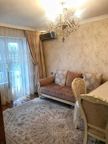 mingecevirde 3 otaqli evler: Bakı, 3 otaqlı, Köhnə tikili, 70 kv. m — 1