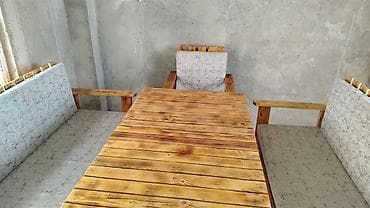 1 gunluk bag evleri: Dördbucaq masa, 8 stul, Açılmayan, Stullar ilə, Taxta — 9