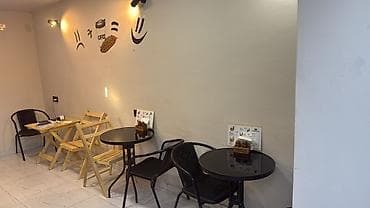 Hazır biznes: Ünvan 28may metrosu, dəmir yol vağzalı girişi, köz dönərlə üzbəüz — 2