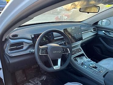 Nəqliyyat: BYD Destroyer 05: 1.5 l | 2025 il Sedan — 3