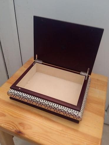 pul qutusu: Zərif ornamentli taxta qutu - Material: tünd qəhvəyi rəngdə — 2
