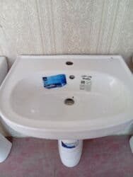 Çanaq üçün kranlar: Ayaqüstü lavabo dəstləri – pedestallı, kran üçün 1 deşikli, axıntı və — 4