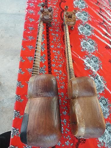 şaxta baba oyuncagi: 2 növ tar satıram böyüy 1200 balaca 600 qiymetdə razılaṣarıq xaiṣ — 3
